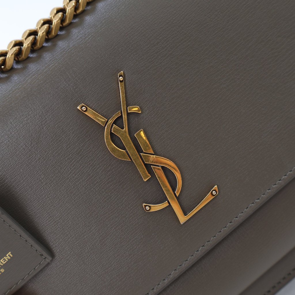 40. Saint Laurent Medium Calfskin Sunset Shoulder Bag ($1502